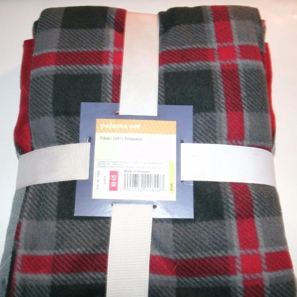 Cherokee Boys Pajamas 2 Piece Set Skull Crossbones Plaid Winter Gray Red XS 4-5